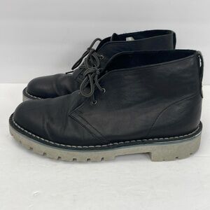 Clarks Overdale Mid Chukka Boot in Black Leather US Men's Size 8 Medium